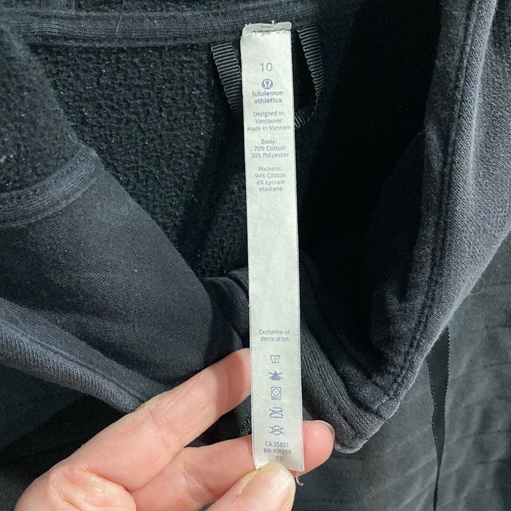 Lululemon Fleece Be True Hoodie in Black